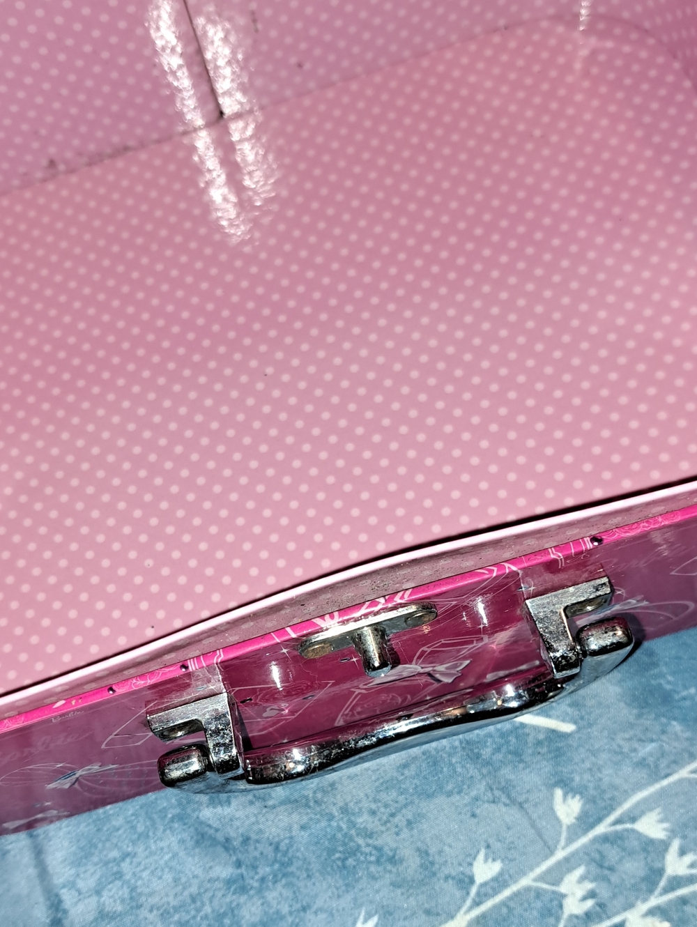 Barbie Case - Picture 6 of 6